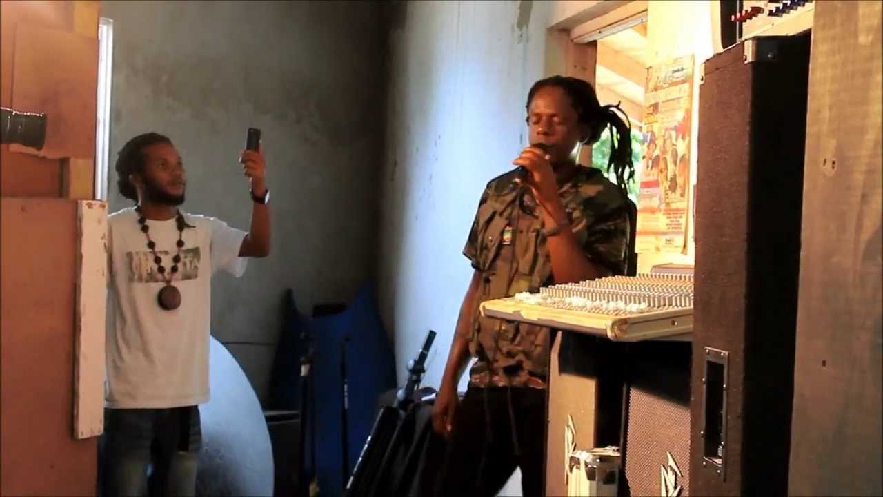 Sizzla - Reggae Max Sizzla - Reggae Max