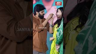 Feeds Cake To Success Meet