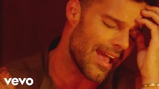 Клип Ricky Martin - Perdoname
