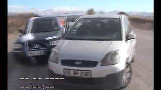 Bekir,Murat Ve Aliseydinin Gelin Arabasının Önünü Kesme Çabaları