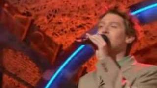 Watch Clay Aiken Dont Let The Sun Go Down On Me video