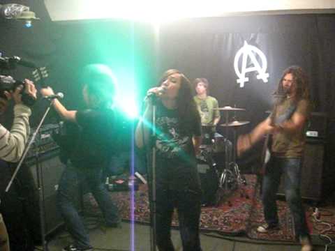 To Leave A Trace - Fight Your Evil Side (filming)