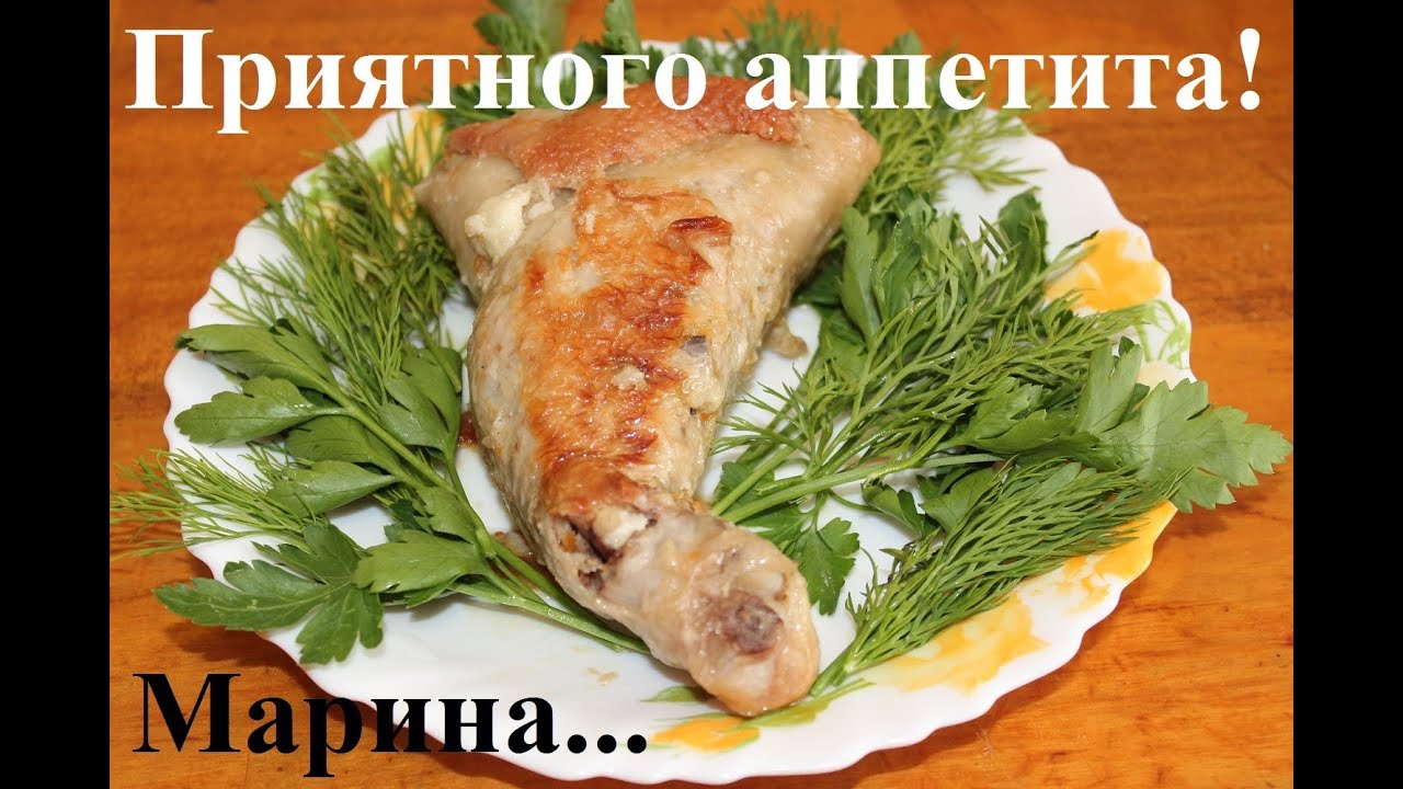 Целая курица на «выпечке» в мультиварке