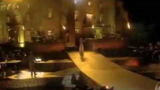 Watch Celtic Woman Laschia Chio Pianga video