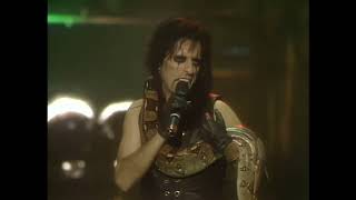 Watch Alice Cooper The Nightmare Returns video