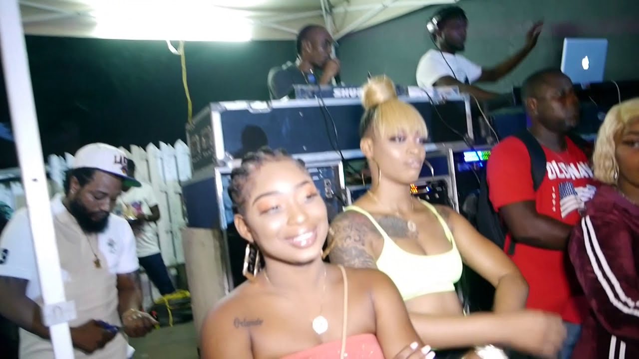Dancehall skinout rated