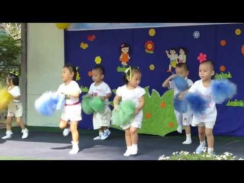 Múa Trời nắng trời mưa Lớp Mầm trường mầm non Hoa Hồng Đỏ quận 9