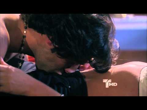 Más Sabe El Diablo | Jencarlos y Gaby, un amor de novela - ¡Así nació el amor! | Telemundo