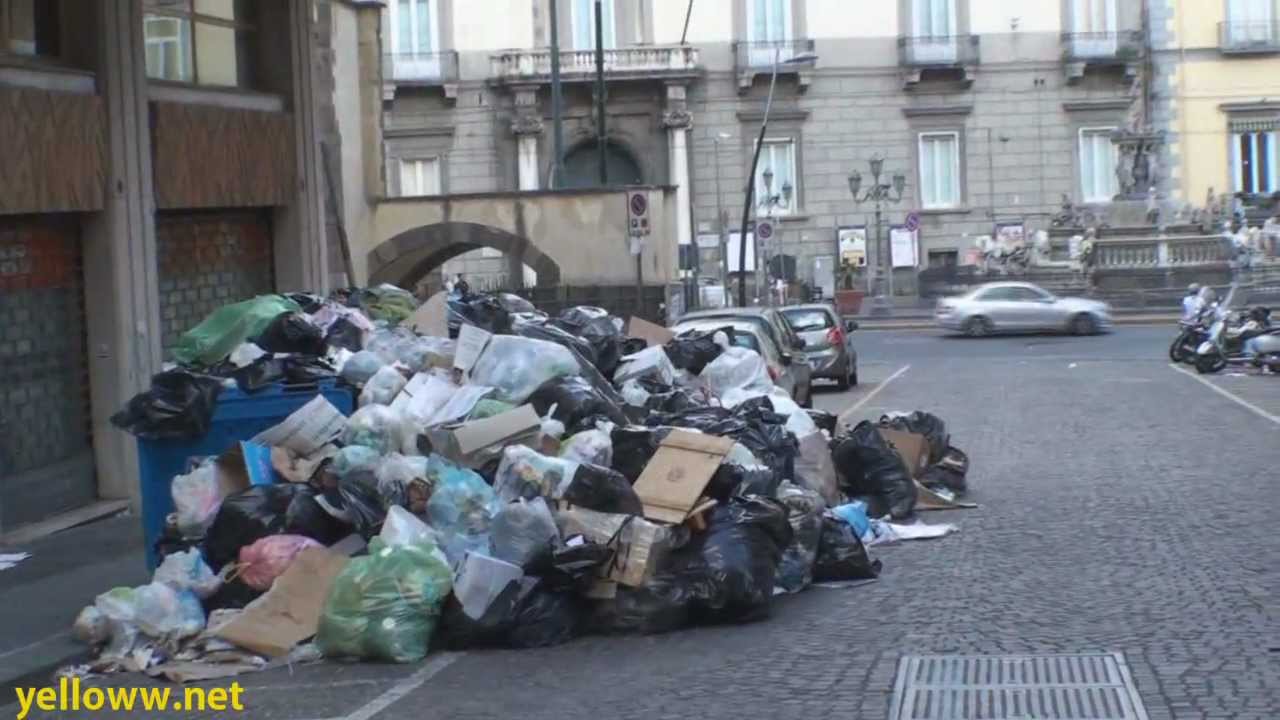 Naples Italy - The City of Trash - YouTube