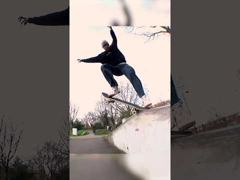 👌 Tom Knox from the Dickies “Honeymoon” video