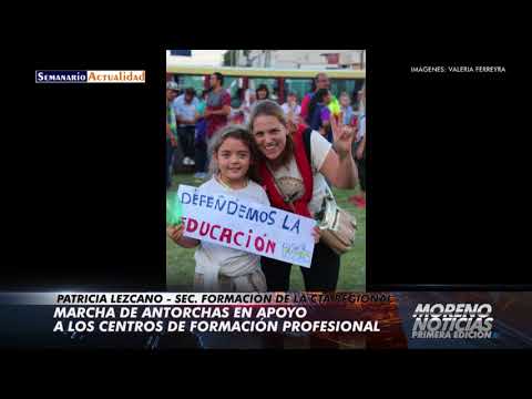 Marcha de antorchas en apoyo a los centros de formación profesional Patricia Lezcano