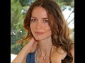 Saffron Burrows