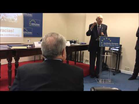 El Presidente Consejo de Estado, Excmo. José Manuel Romay Beccaría