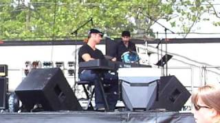 Watch Nate Sallie Look At Me Now video