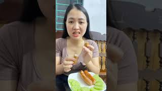 Sausage Girl Sausage Eating Challenge Laugh Out Loud Comment She Tried It