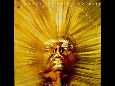 Ramsey Lewis & Earth Wind & Fire Sun Goddess.wmv