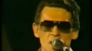 Watch Jerry Lee Lewis Country Memories video