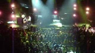 Watch Tom Cochrane Heartbreak Girl video