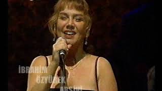 Sezen Aksu'nun 1999 Açıkhava Konserinden bir kesit (Show TV)
