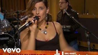 Nelly Furtado - Maneater (Walmart Soundcheck 4/12/06)