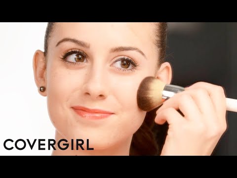 Makeup Tips: How to Apply Bronzer for Fair Skin | COVERGIRL - YouTube