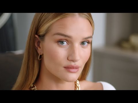 THE GIFT LIST WITH ROSIE HUNTINGTONWHITELEY: THE COMPLEXION EDIT | Hourglass Cosmetics