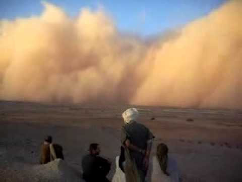 EN01 Macro tormenta de arena en el Sahara - YouTube