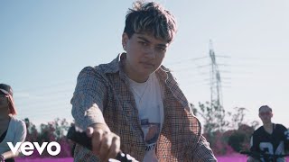 Hoodzy - The Land (Official Video)