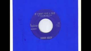 Watch Mickey Gilley Little Egypt video