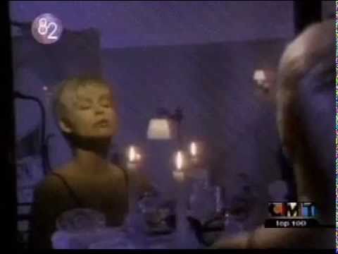 Lorrie Morgan-Something In Red