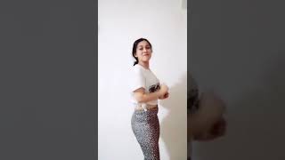Leopar Taytlı Işgen Kızı Ü Mükemmel