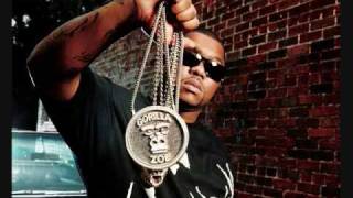 Watch Gorilla Zoe Waddle video