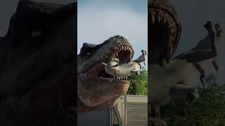 T-Rex Swallows A Goat Whole 　