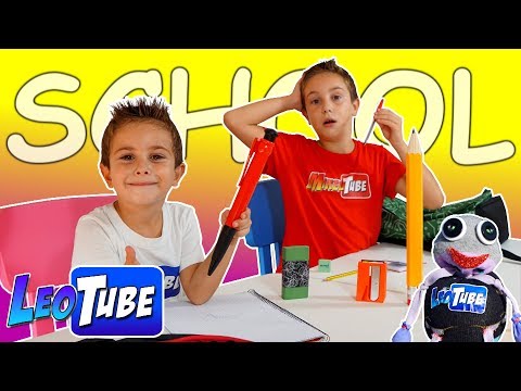 Leo y Mikel estudian en el colegio ๐ซ de la Profesora Grapadora ๐