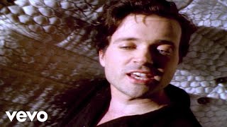 Watch Violent Femmes I Held Her In My Arms video