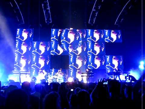 Depeche Mode Stripped Live eVideo Aug 29 2009 Tour of the Universe Dallas