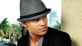 Watch Mohombi In It For The Love video