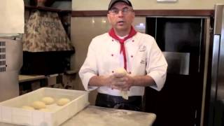 Making A Real Naples Pizza, Enzo Coccia