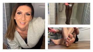 ASMR Shower Scrubbing Housewife Chores Wet Pantyhose!