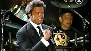 Watch Luis Miguel Perfidia video