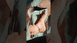 Bare Feet, Toes