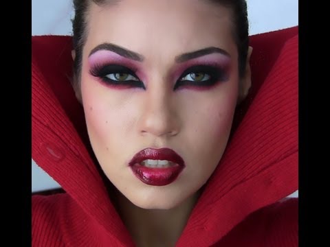 Sexy Vampire on Halloween Sexy Vampire Makeup Tutorial Video