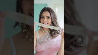 Nisha Aggarwal Amps Up Her Beauty With Her Traditional Saree Look Latest Video