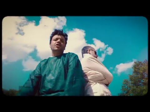 La Gente è Strana Video