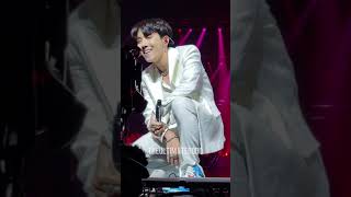 180929 Trivia: Just Dance J-Hope @ BTS 방탄소년단 Love Yourself Tour in Newark Fancam 직캠