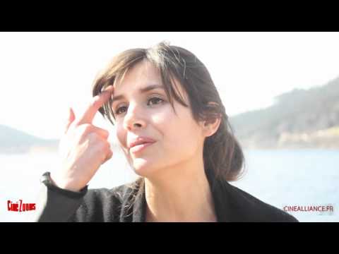Interview de lactrice Louise Mo...