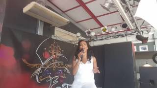 Watch Sarah Vaughan Stormy Weather video