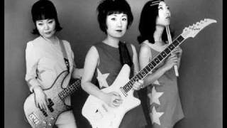 Watch Shonen Knife Sushi Bar video