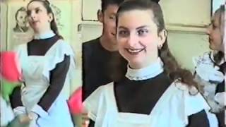 Видео Выпускной вечер 1997 года. Русская Среднея школа № 10 города Унгены. от Денис Волков, микрорайон Нижние Унгены, Унгены, Молдавия