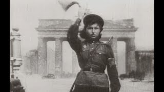 [4K] 1945 Год. Регулировщица Лидия Овчаренко С Советскими Войсками В Берлине (Расширенная Версия)